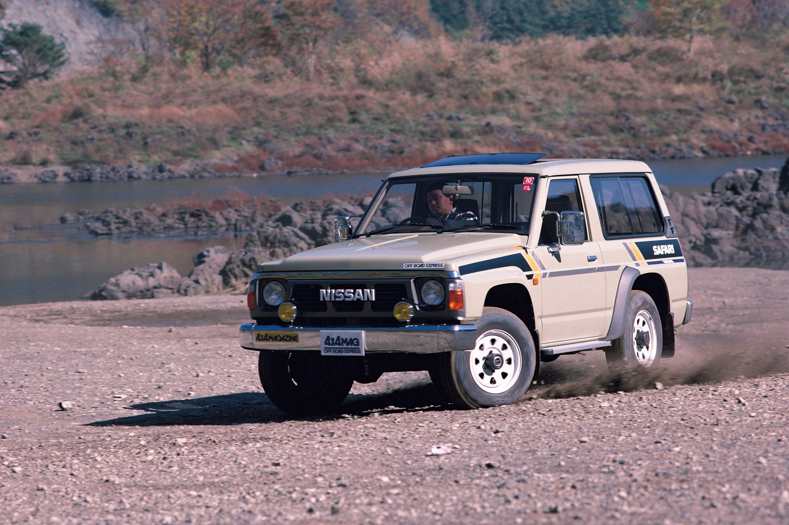 01P-SAFARI.jpg